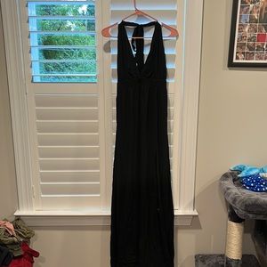 Lulu's Black long dress with open back and leg slit